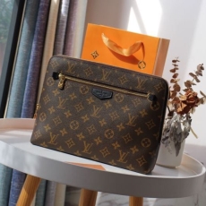 LV Clutch Bags